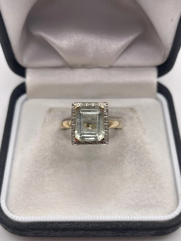 9ct gold green amethyst and diamond ring