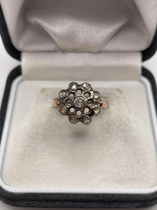 Antique 9ct gold diamond ring