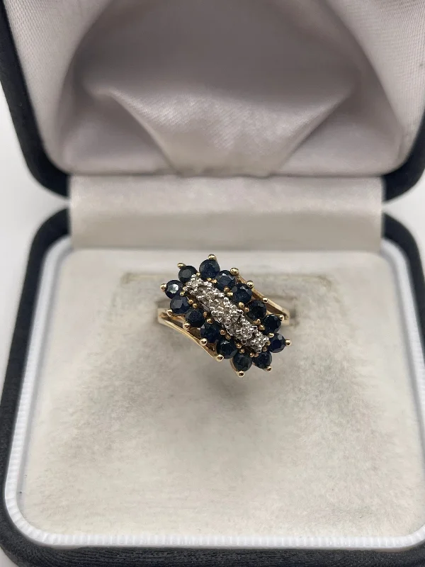 9ct gold sapphire and diamond ring