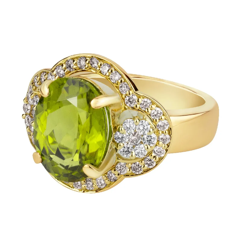 Ring - Peridot And Diamond (2371B)