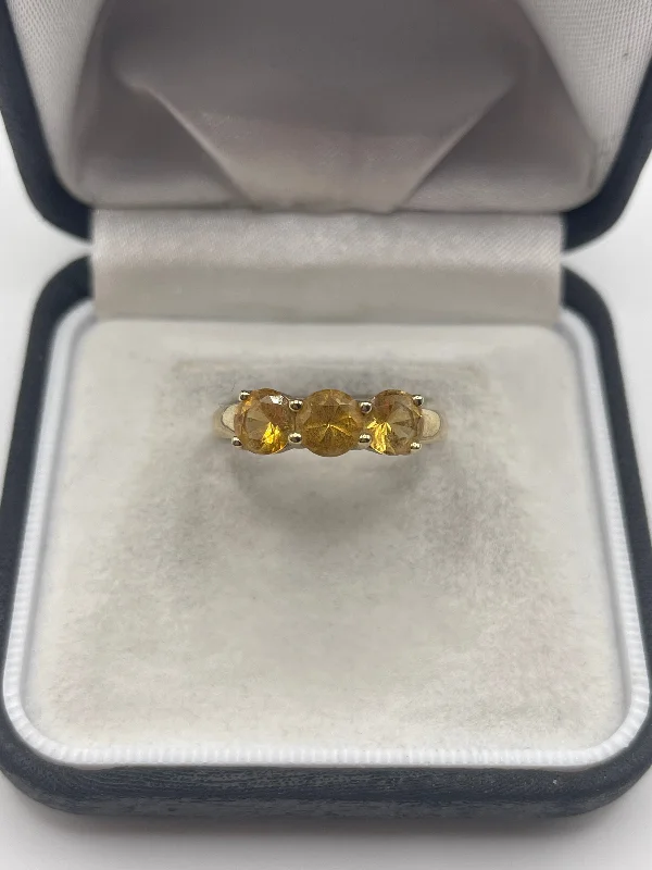 9ct gold citrine ring