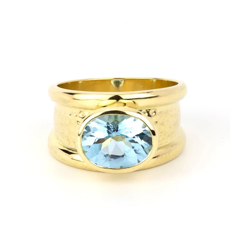 Repair - Ring - Blue Topaz in 18K Gold (2237E)