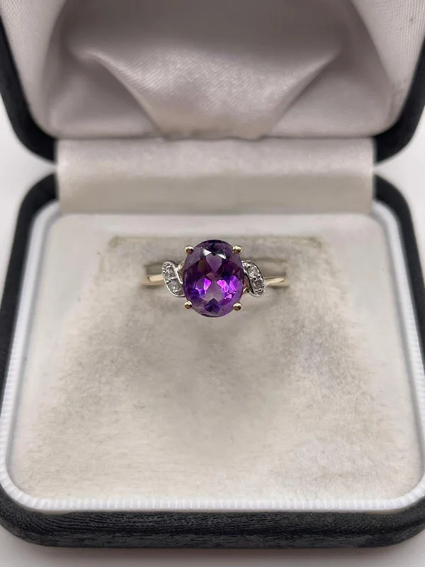 9ct gold amethyst and diamond ring