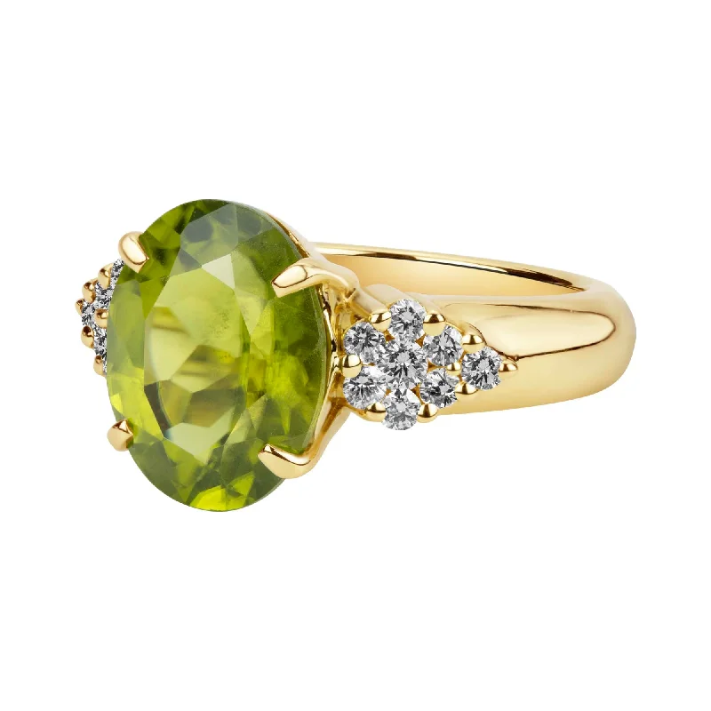 Ring - Peridot And Diamond (2380J)