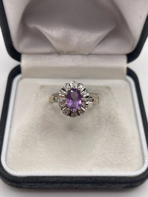 9ct gold amethyst and diamond ring