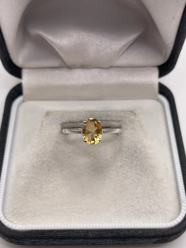 Silver citrine ring