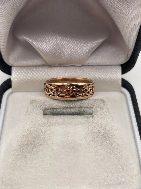 Heavy Clogau 9ct rose gold ring